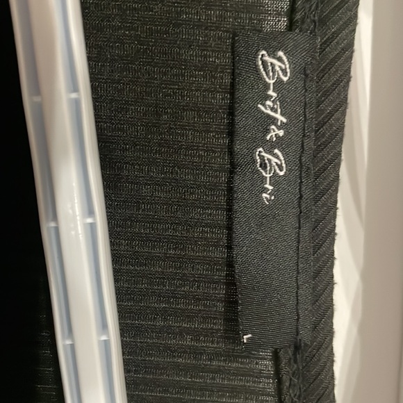 Black Brit & Brat Long Sleeve Crop Top - Picture 2 of 5